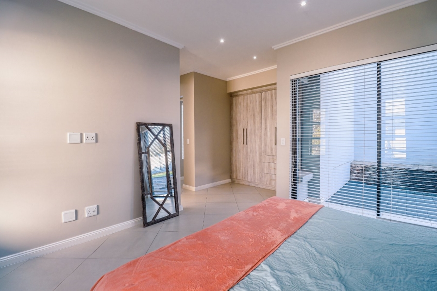 4 Bedroom Property for Sale in Midstream Ridge Gauteng