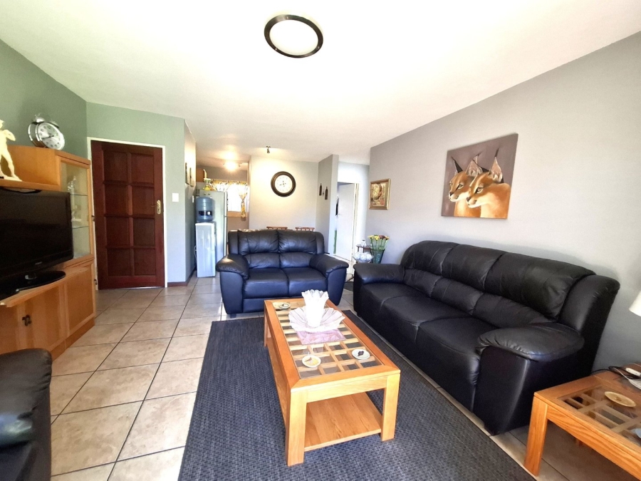 2 Bedroom Property for Sale in Hennopspark Gauteng
