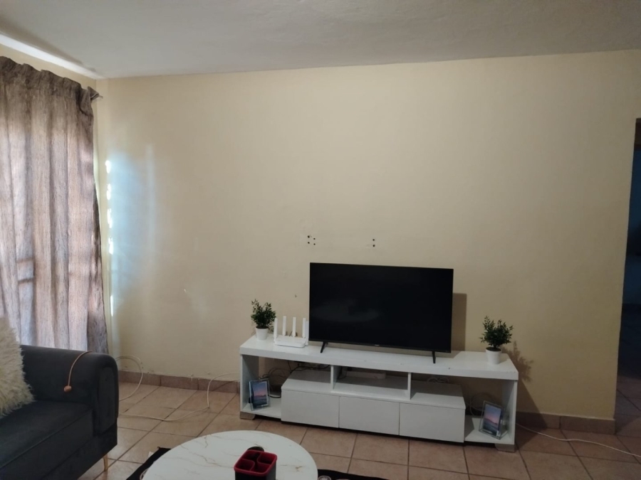 2 Bedroom Property for Sale in The Orchards Gauteng