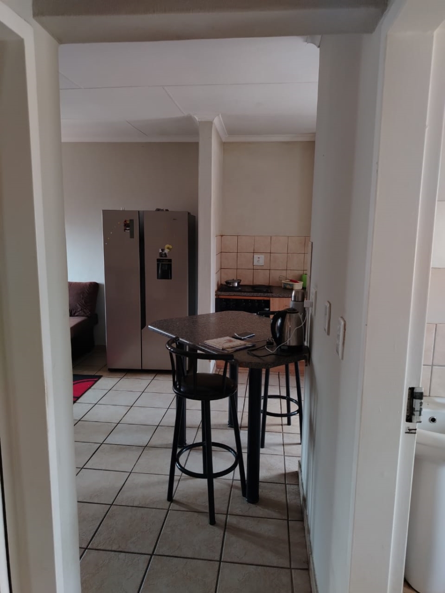2 Bedroom Property for Sale in The Orchards Gauteng