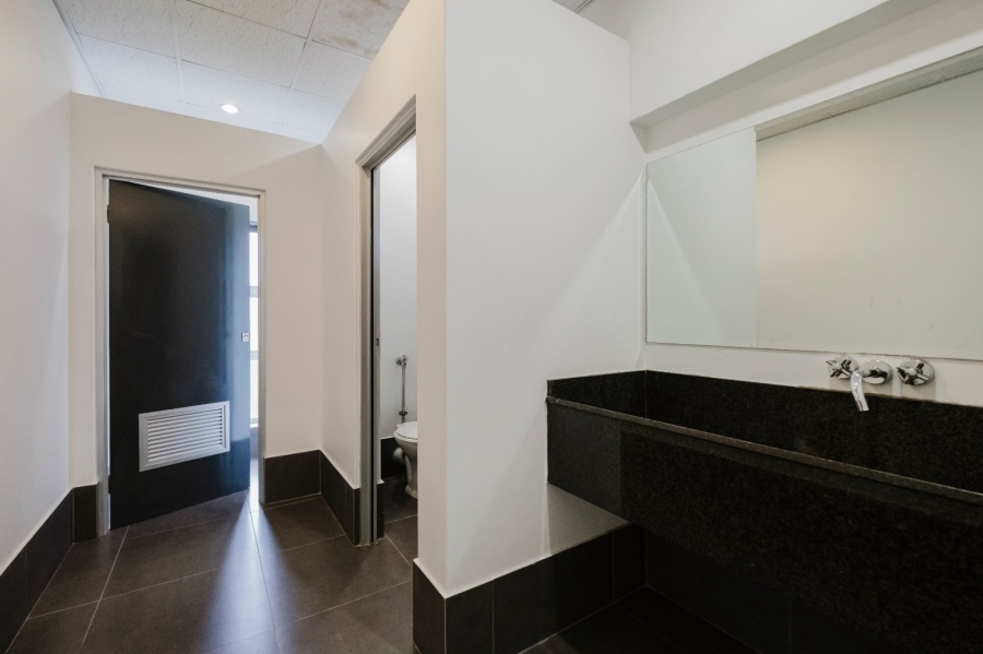 Commercial Property for Sale in Longmeadow Gauteng