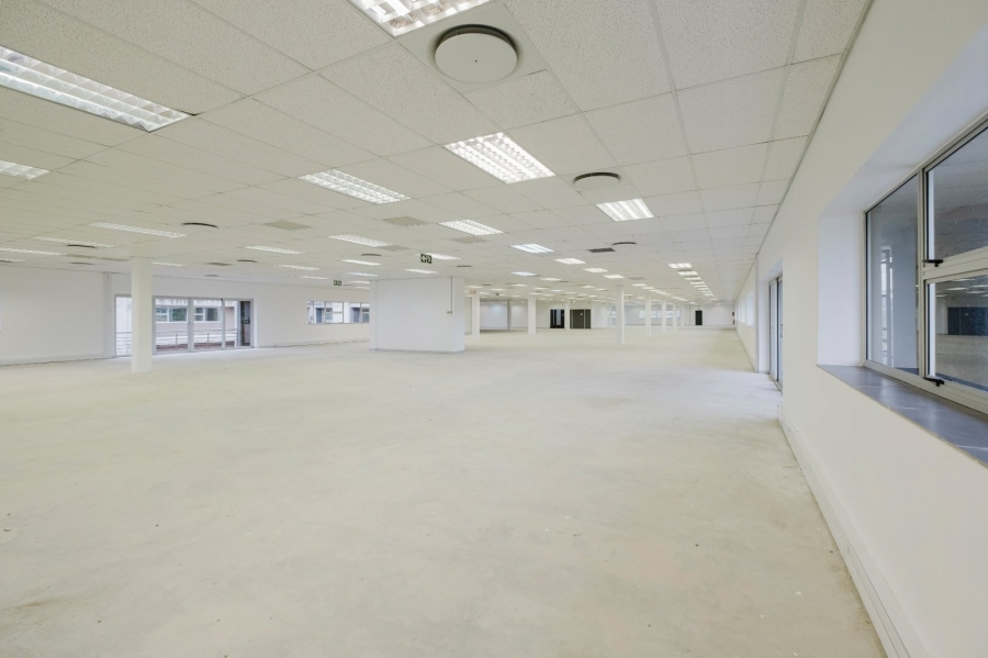 Commercial Property for Sale in Longmeadow Gauteng