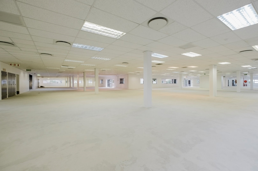 Commercial Property for Sale in Longmeadow Gauteng