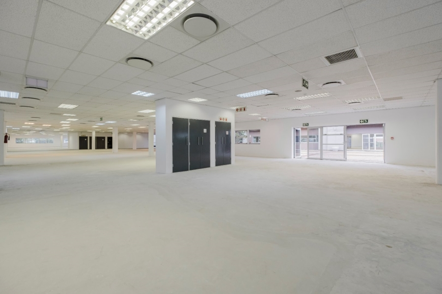 Commercial Property for Sale in Longmeadow Gauteng