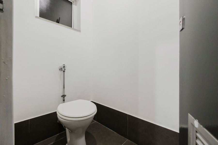 Commercial Property for Sale in Longmeadow Gauteng