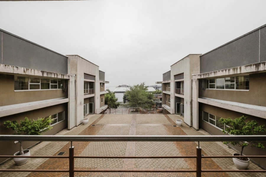 Commercial Property for Sale in Longmeadow Gauteng