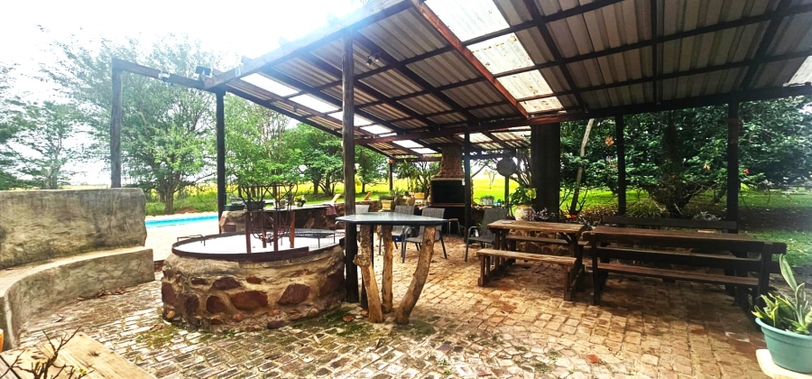 Commercial Property for Sale in Oog Van Boekenhoutskloof Alias Tweefonte Gauteng