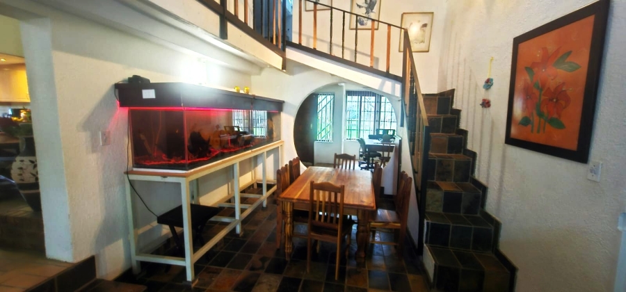 Commercial Property for Sale in Oog Van Boekenhoutskloof Alias Tweefonte Gauteng