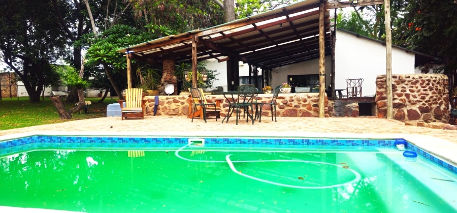Commercial Property for Sale in Oog Van Boekenhoutskloof Alias Tweefonte Gauteng