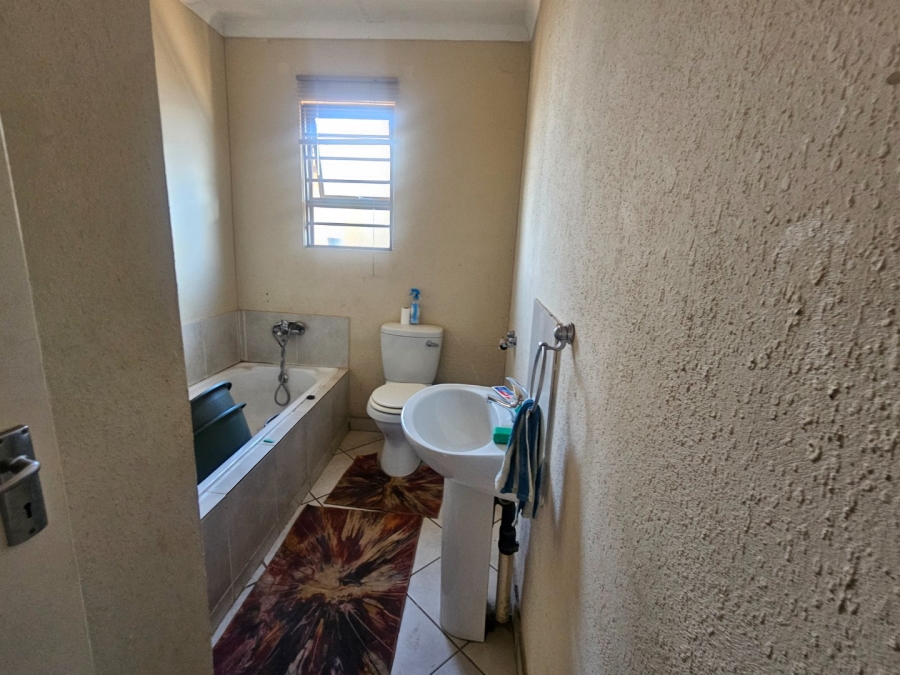 3 Bedroom Property for Sale in Alliance Gauteng