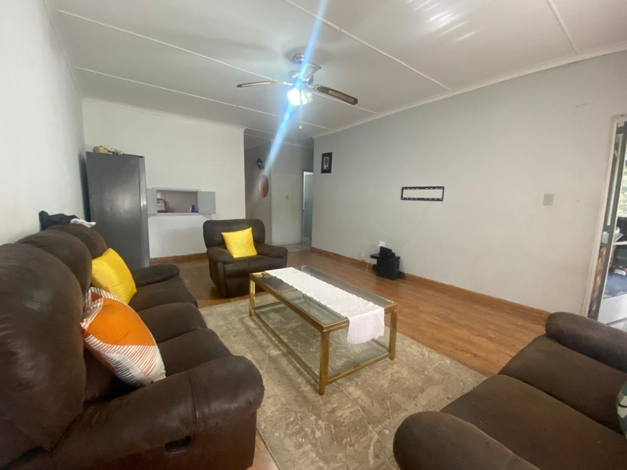 2 Bedroom Property for Sale in Vanderbijlpark CE 3 Gauteng