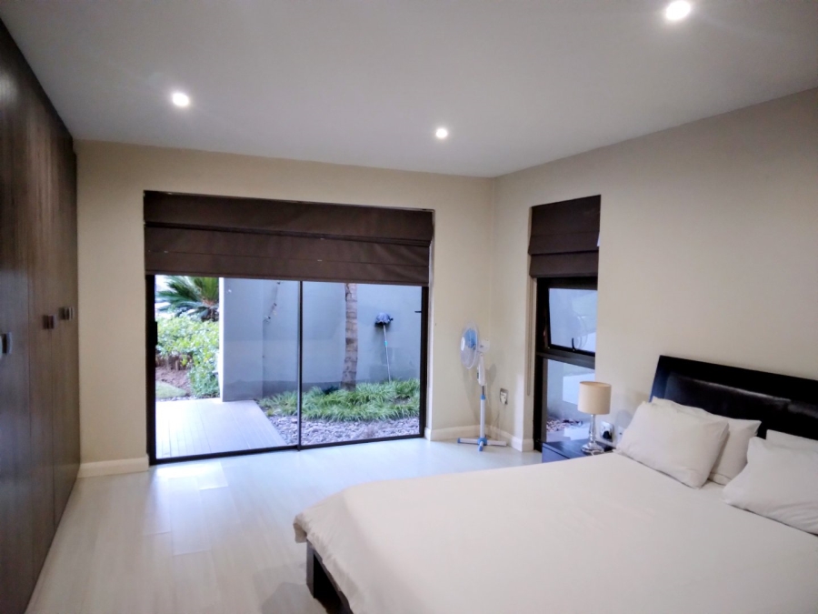 To Let 2 Bedroom Property for Rent in Sandown Gauteng