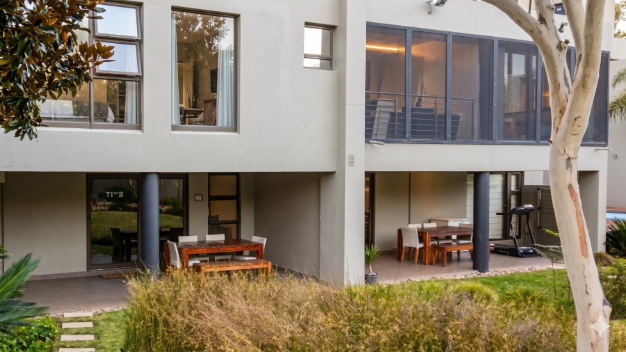 To Let 2 Bedroom Property for Rent in Sandown Gauteng