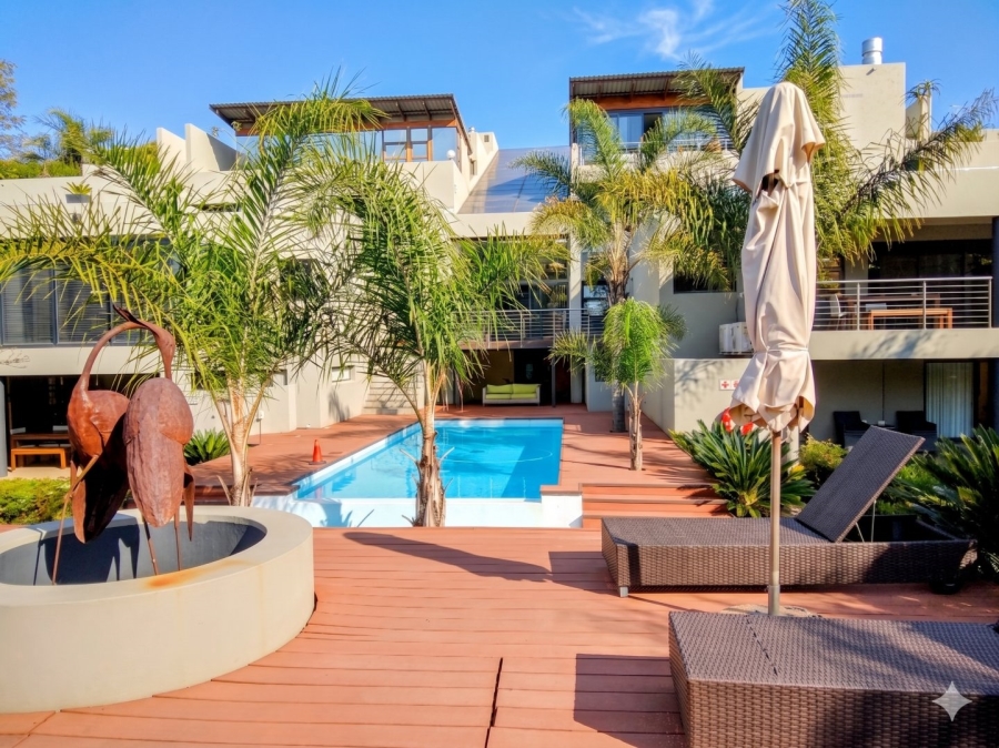 To Let 2 Bedroom Property for Rent in Sandown Gauteng