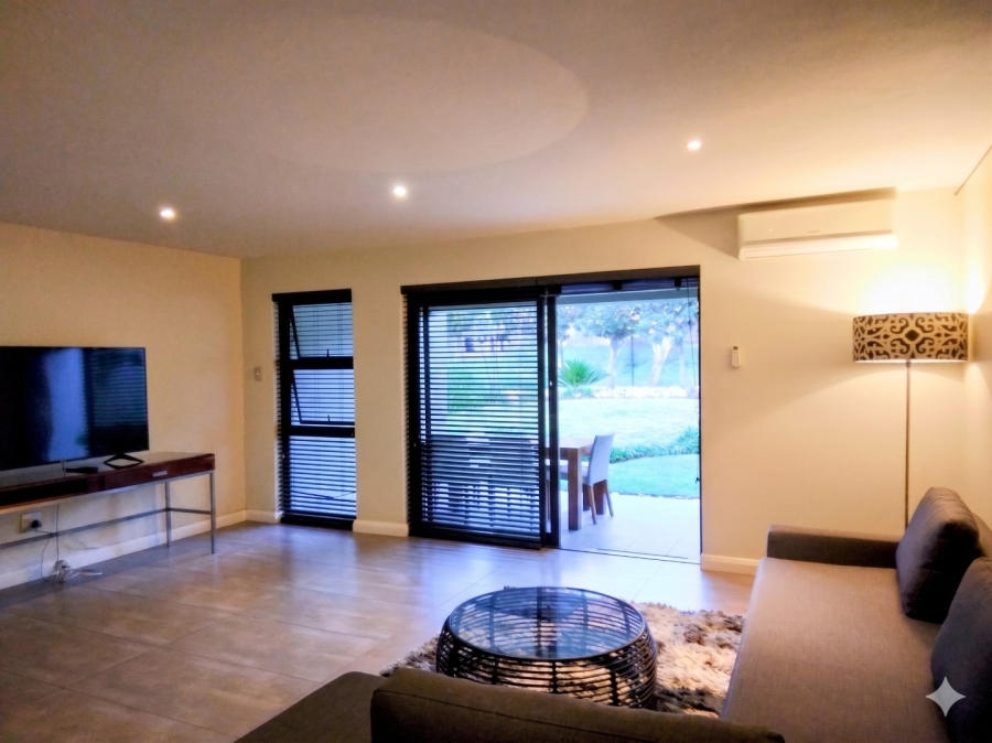 To Let 2 Bedroom Property for Rent in Sandown Gauteng