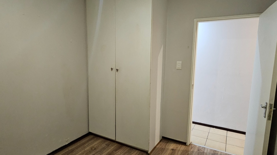 4 Bedroom Property for Sale in Sunnyrock Gauteng