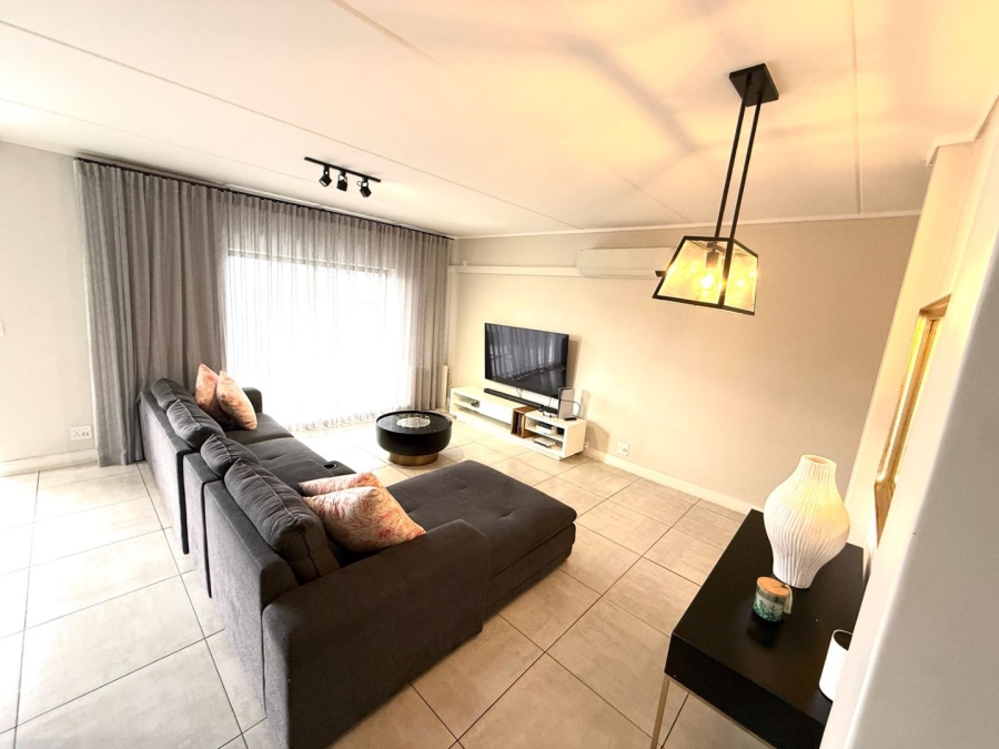To Let 3 Bedroom Property for Rent in The Polofields Gauteng