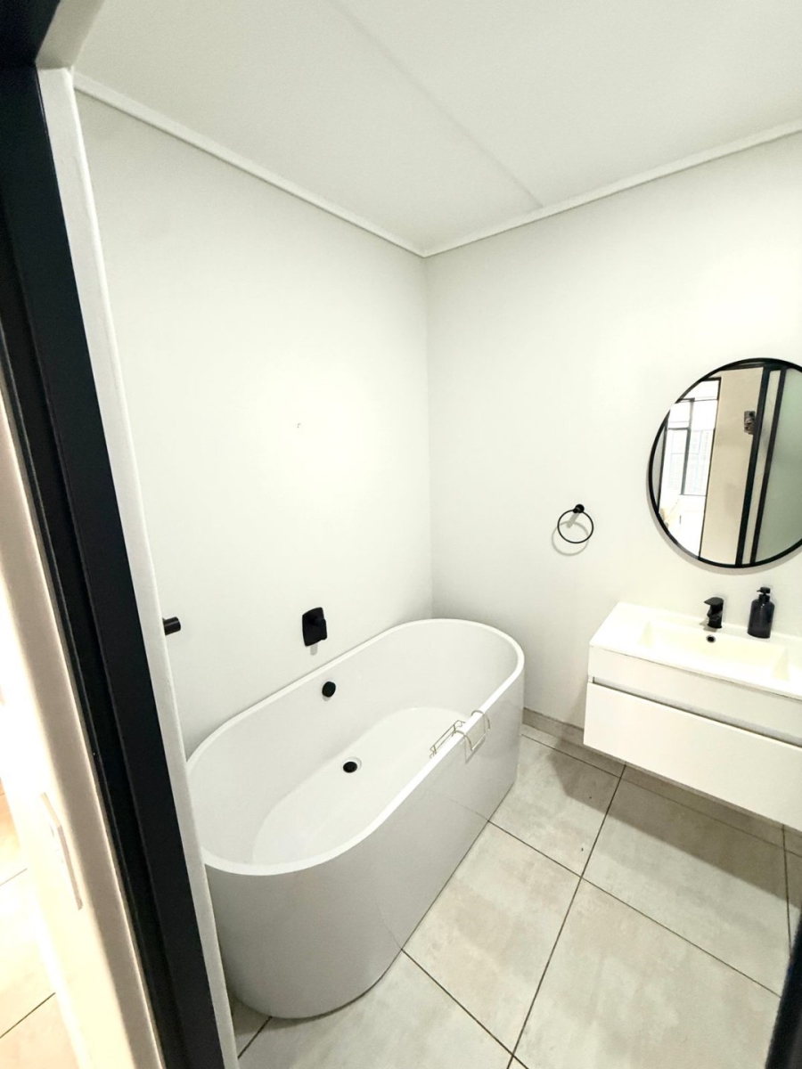 To Let 3 Bedroom Property for Rent in The Polofields Gauteng