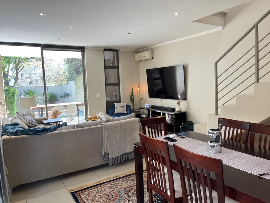 To Let 2 Bedroom Property for Rent in Parkmore Gauteng