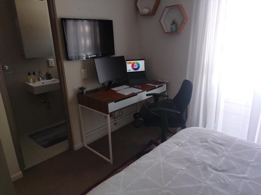 To Let 2 Bedroom Property for Rent in Parkmore Gauteng