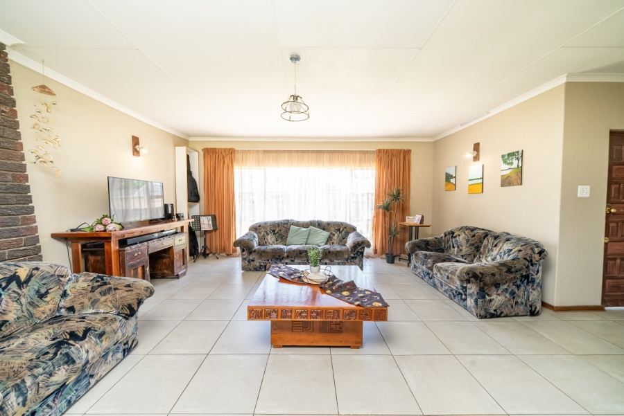 4 Bedroom Property for Sale in Parkrand Gauteng