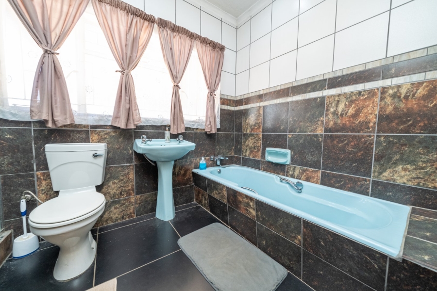 4 Bedroom Property for Sale in Parkrand Gauteng