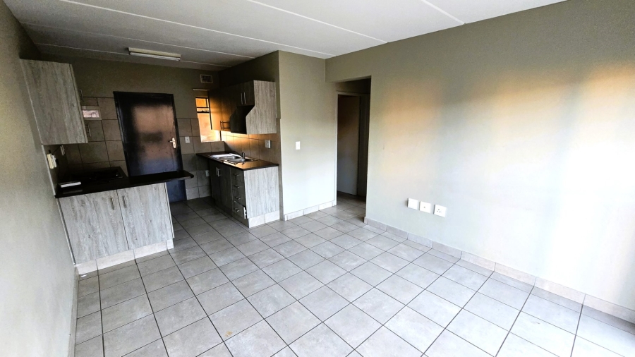 2 Bedroom Property for Sale in Montana Tuine Gauteng
