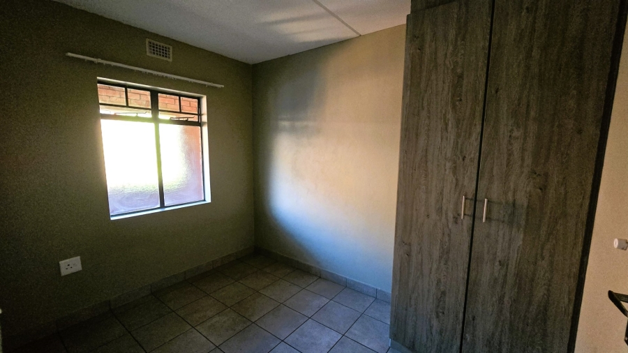 2 Bedroom Property for Sale in Montana Tuine Gauteng
