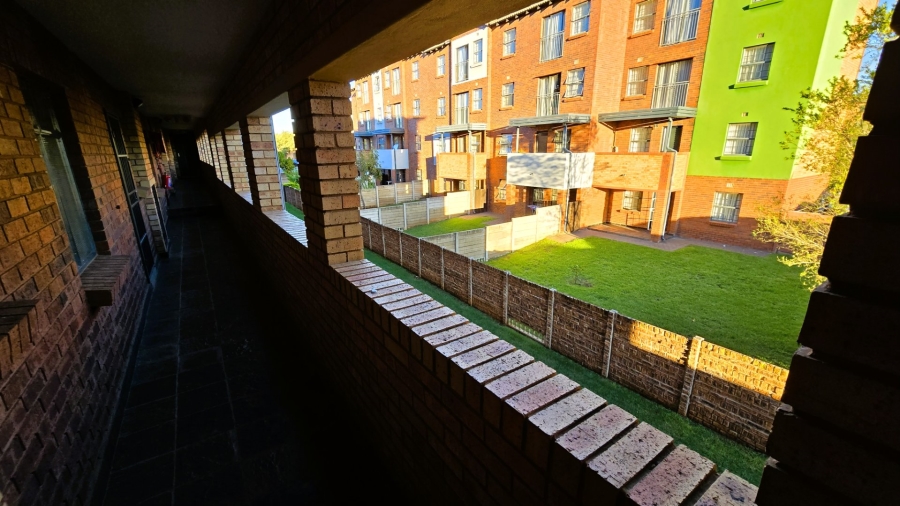 2 Bedroom Property for Sale in Montana Tuine Gauteng