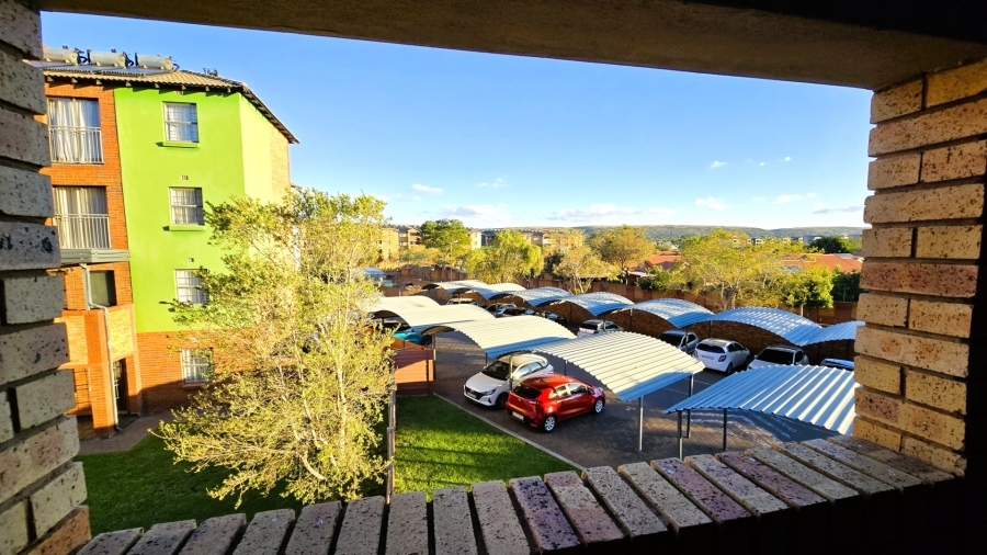 2 Bedroom Property for Sale in Montana Tuine Gauteng