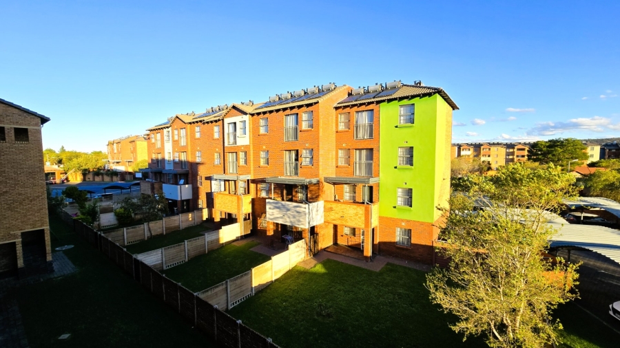 2 Bedroom Property for Sale in Montana Tuine Gauteng