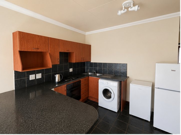 To Let 2 Bedroom Property for Rent in Erand Gardens Gauteng
