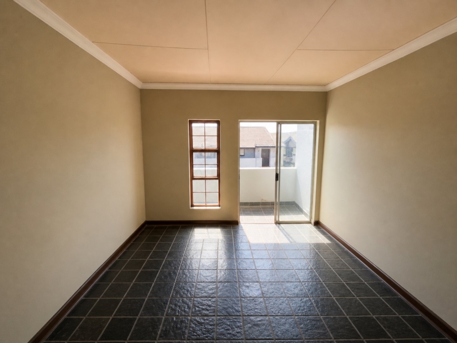 To Let 2 Bedroom Property for Rent in Erand Gardens Gauteng