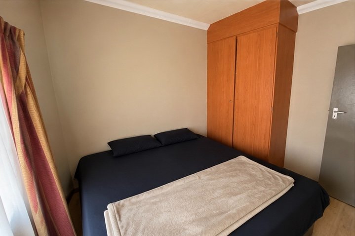 To Let 2 Bedroom Property for Rent in Erand Gardens Gauteng