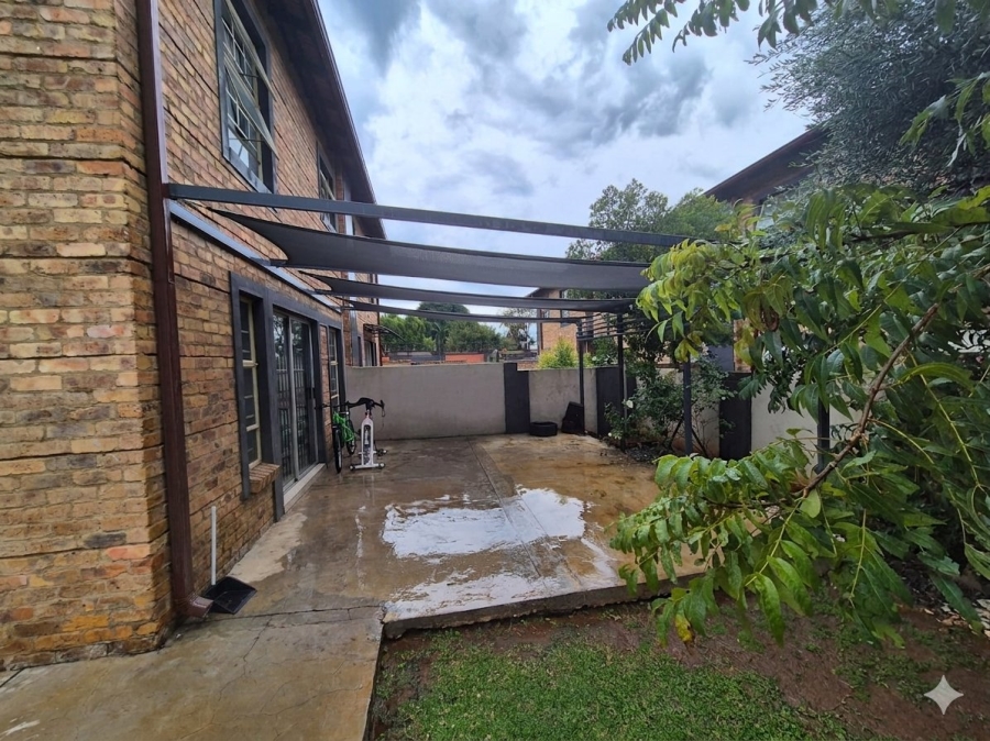 4 Bedroom Property for Sale in Montana Tuine Gauteng