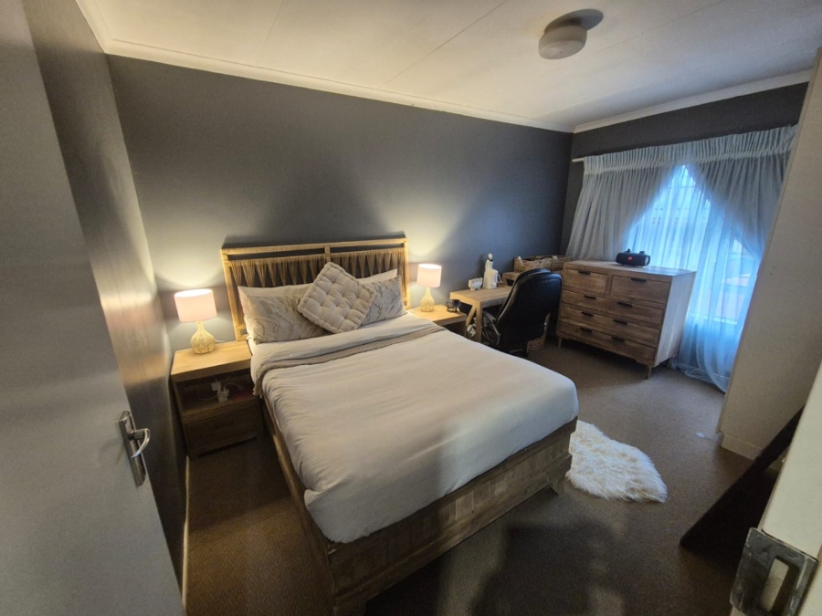 4 Bedroom Property for Sale in Montana Tuine Gauteng