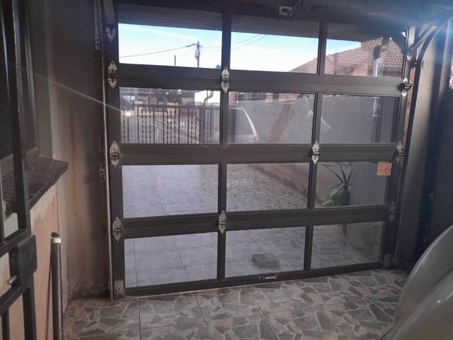 3 Bedroom Property for Sale in Lotus Gardens Gauteng