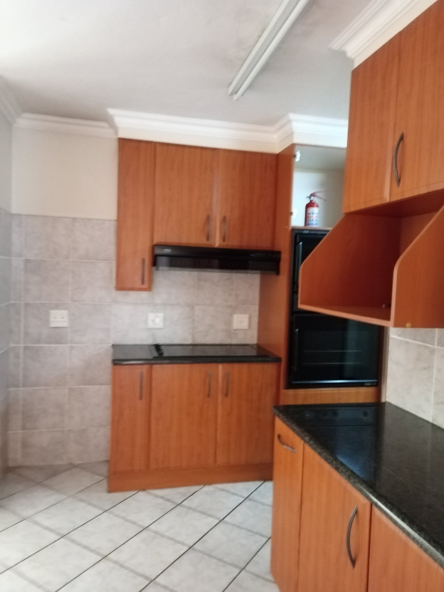 To Let  Bedroom Property for Rent in Moreleta Park Gauteng