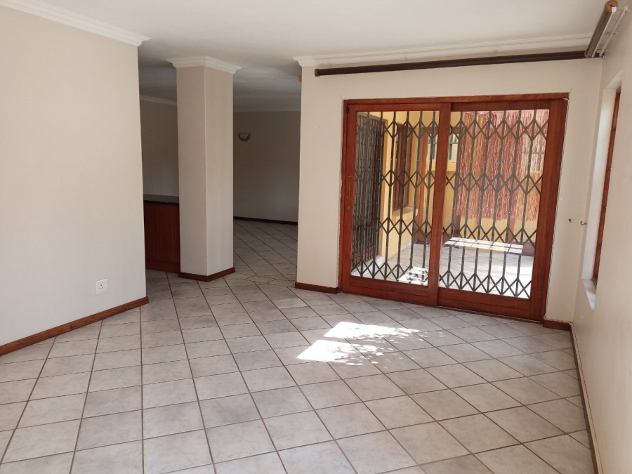 To Let  Bedroom Property for Rent in Moreleta Park Gauteng