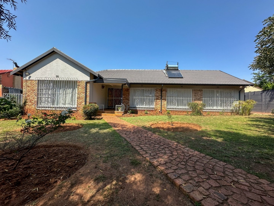 3 Bedroom Property for Sale in Kibler Park Gauteng