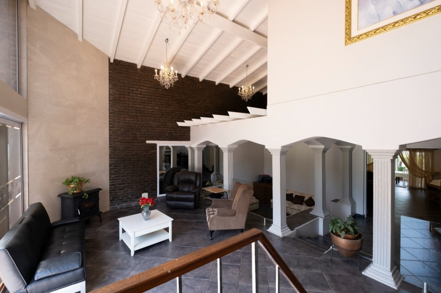 5 Bedroom Property for Sale in Fishers Hill Gauteng