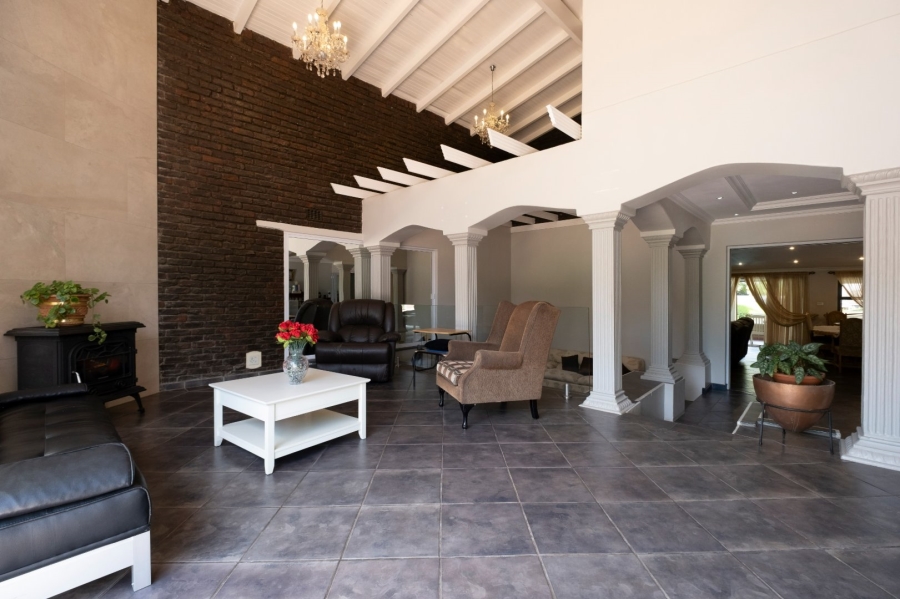 5 Bedroom Property for Sale in Fishers Hill Gauteng