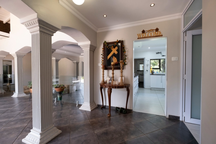 5 Bedroom Property for Sale in Fishers Hill Gauteng