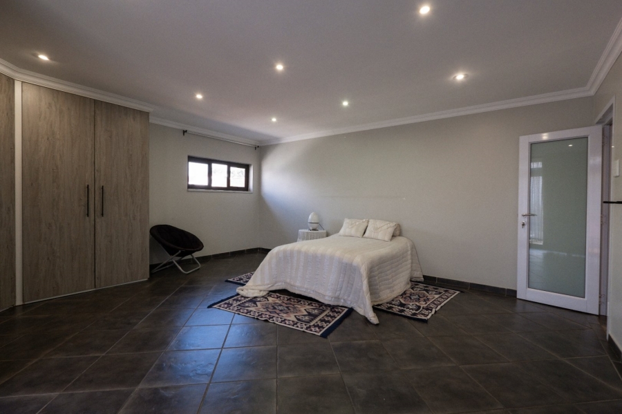 5 Bedroom Property for Sale in Fishers Hill Gauteng