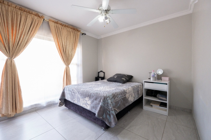 5 Bedroom Property for Sale in Fishers Hill Gauteng