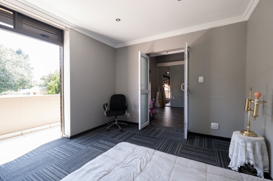 5 Bedroom Property for Sale in Fishers Hill Gauteng