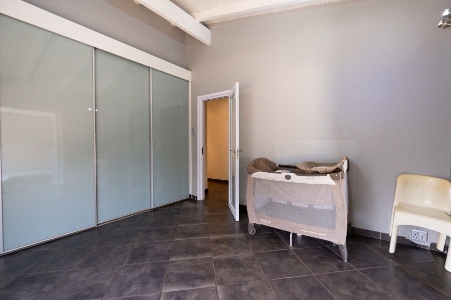 5 Bedroom Property for Sale in Fishers Hill Gauteng