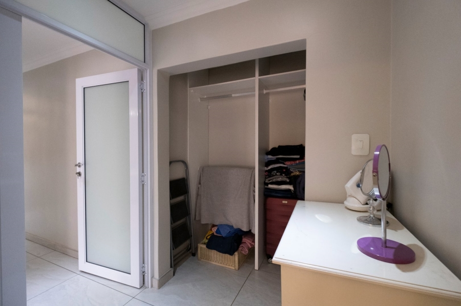 5 Bedroom Property for Sale in Fishers Hill Gauteng