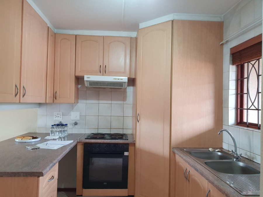 2 Bedroom Property for Sale in Dowerglen Ext 4 Gauteng