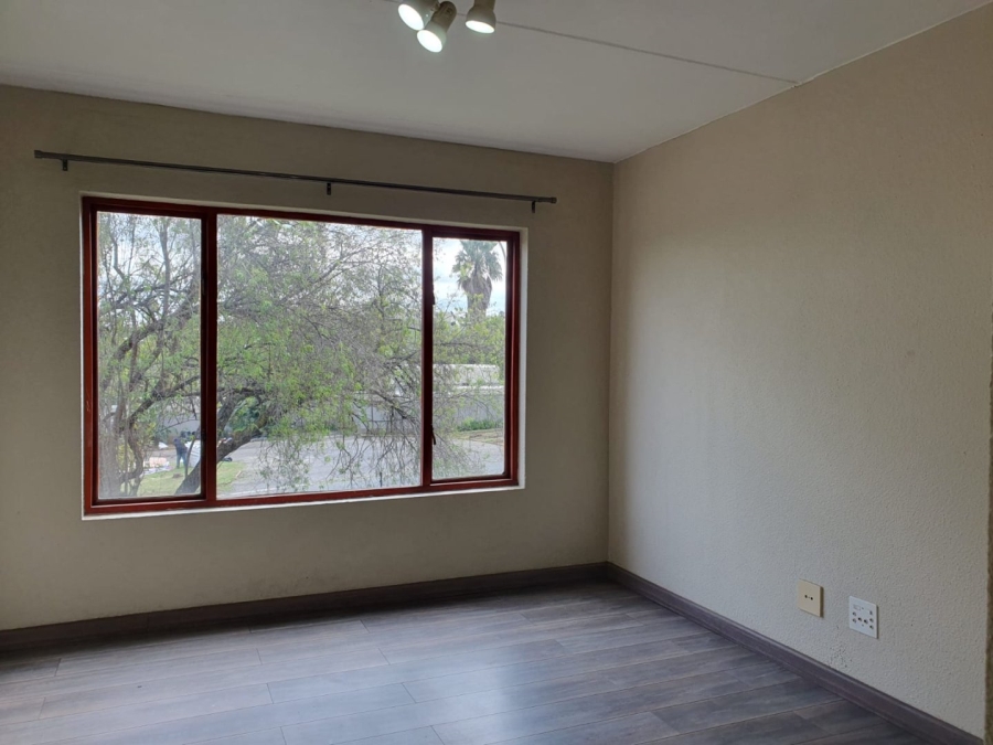 2 Bedroom Property for Sale in Dowerglen Ext 4 Gauteng